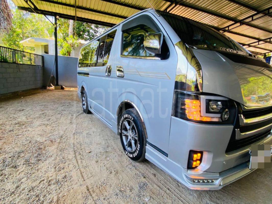 Toyota Super GL 2012 - Used Van sale in Sri Lanka - patpat.lk