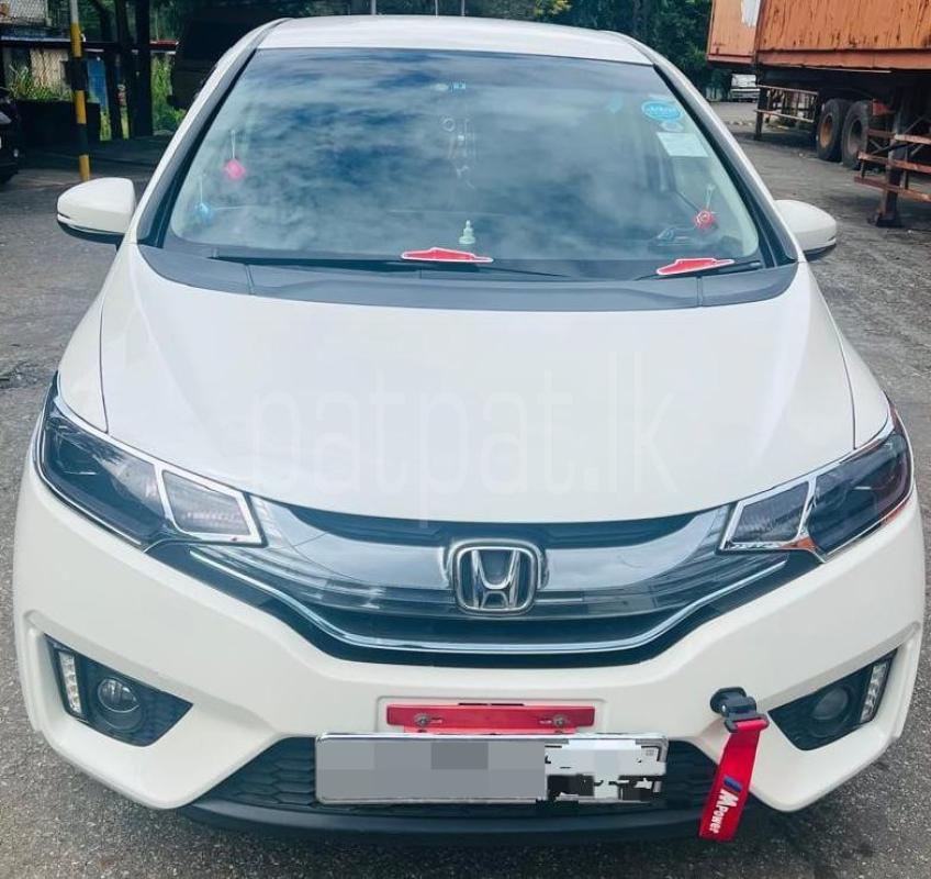 Honda Fit 2015 - பயன்படுத்தப்பட்டது கார் sale in Sri Lanka - patpat.lk
