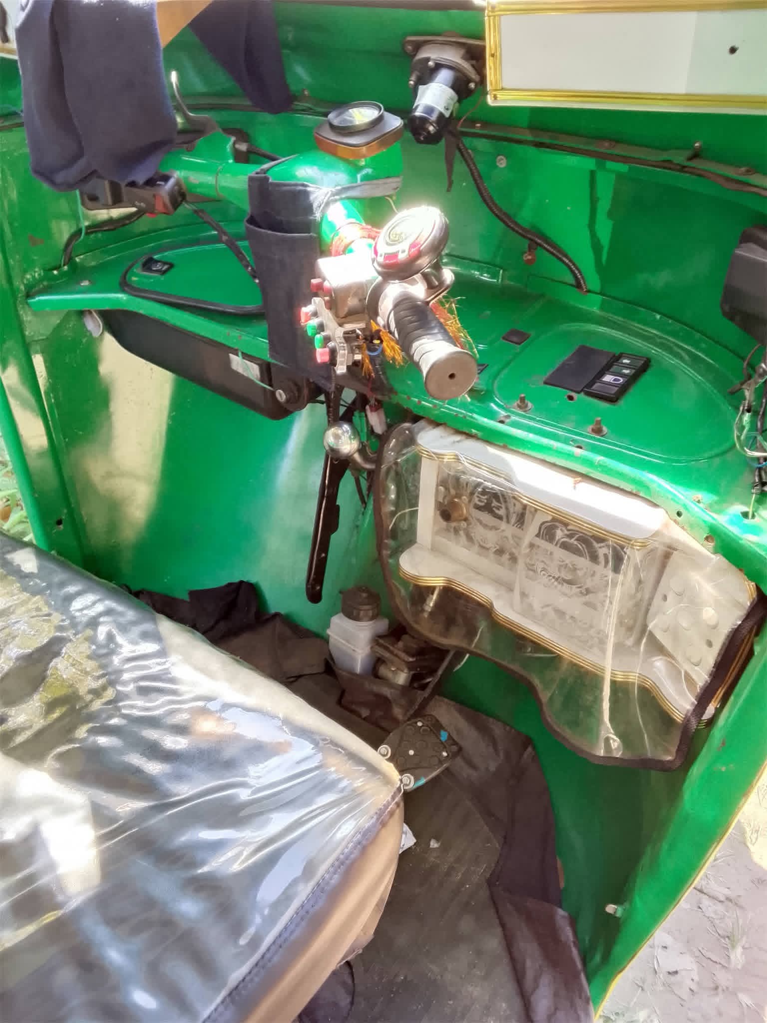 Bajaj Three Wheel 2004 - Used Three wheeler sale in Sri Lanka - patpat.lk