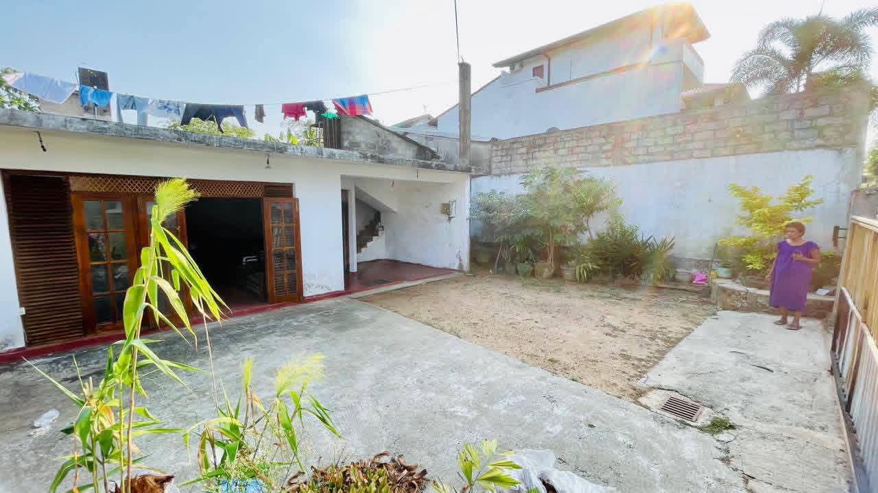 House for Sale in Athurugiriya