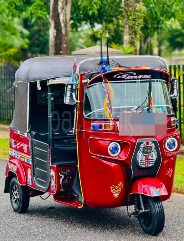 Bajaj Three Wheel 2014 - பயன்படுத்தப்பட்டது முச்சக்கர வண்டி sale in Sri Lanka - patpat.lk