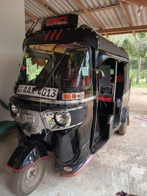 Bajaj 4 stroke 2015 - பயன்படுத்தப்பட்டது முச்சக்கர வண்டி sale in Sri Lanka - patpat.lk