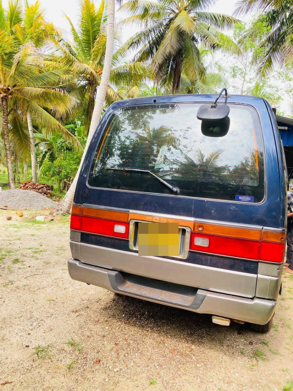 Nissan Caravan 2000 - பயன்படுத்தப்பட்டது வேன் sale in Sri Lanka - patpat.lk