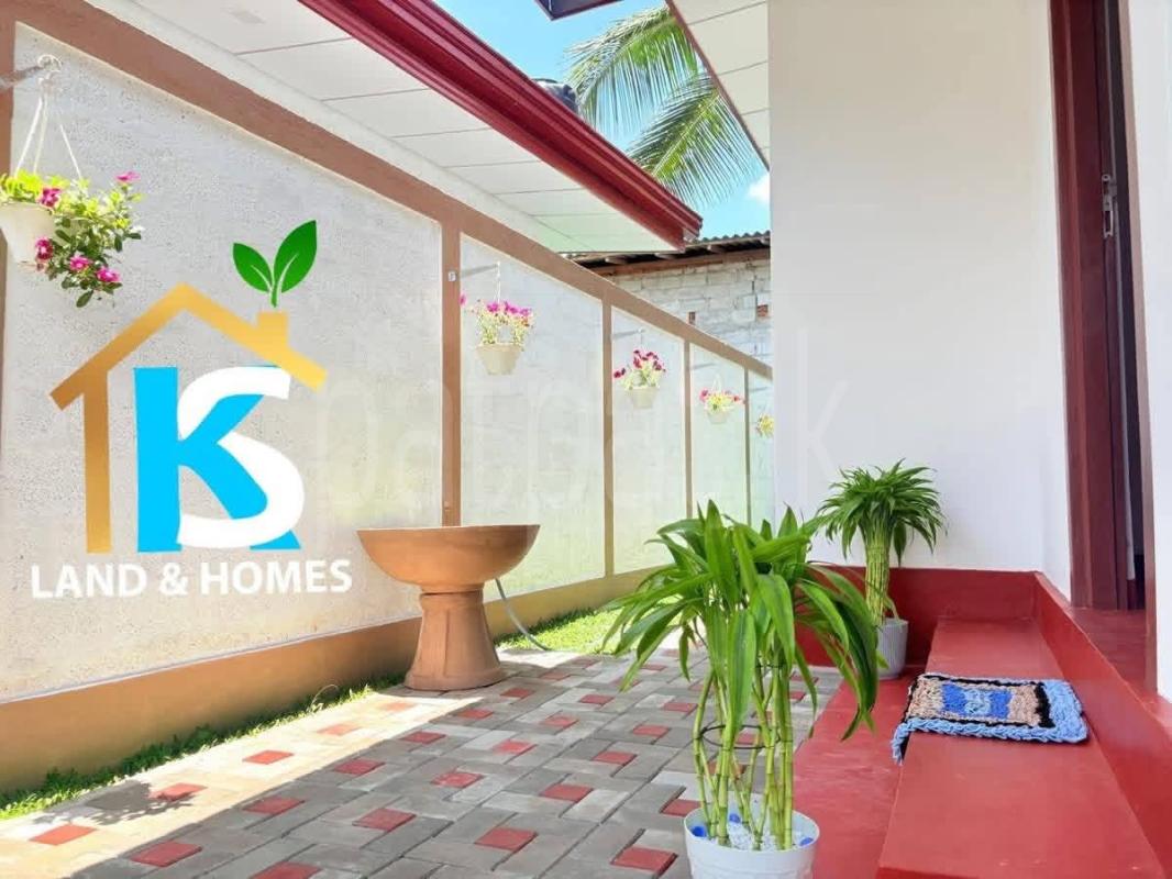 House for Sale in Naranwala