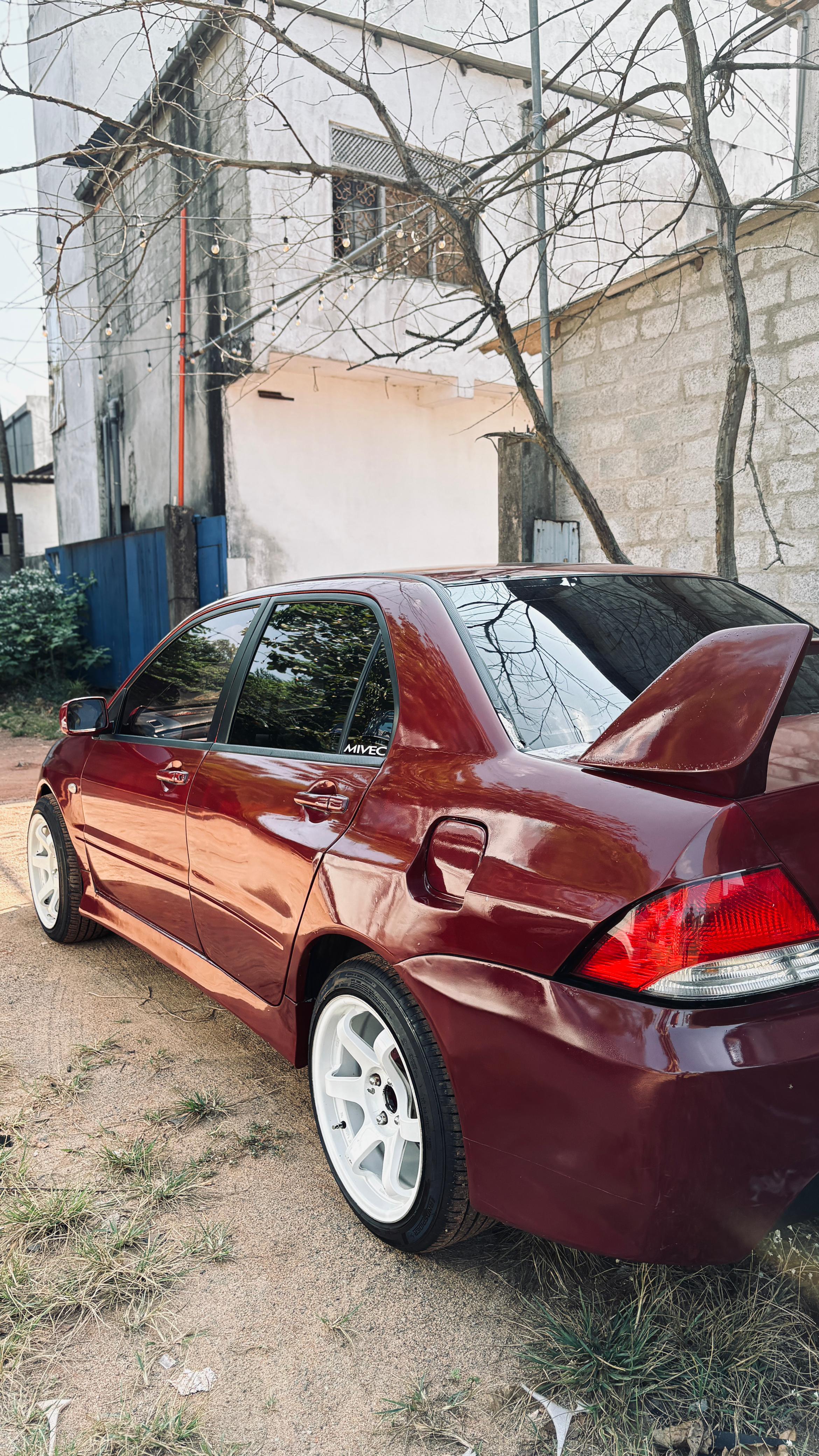 Mitsubishi Lancer 2002 - பயன்படுத்தப்பட்டது கார் sale in Sri Lanka - patpat.lk