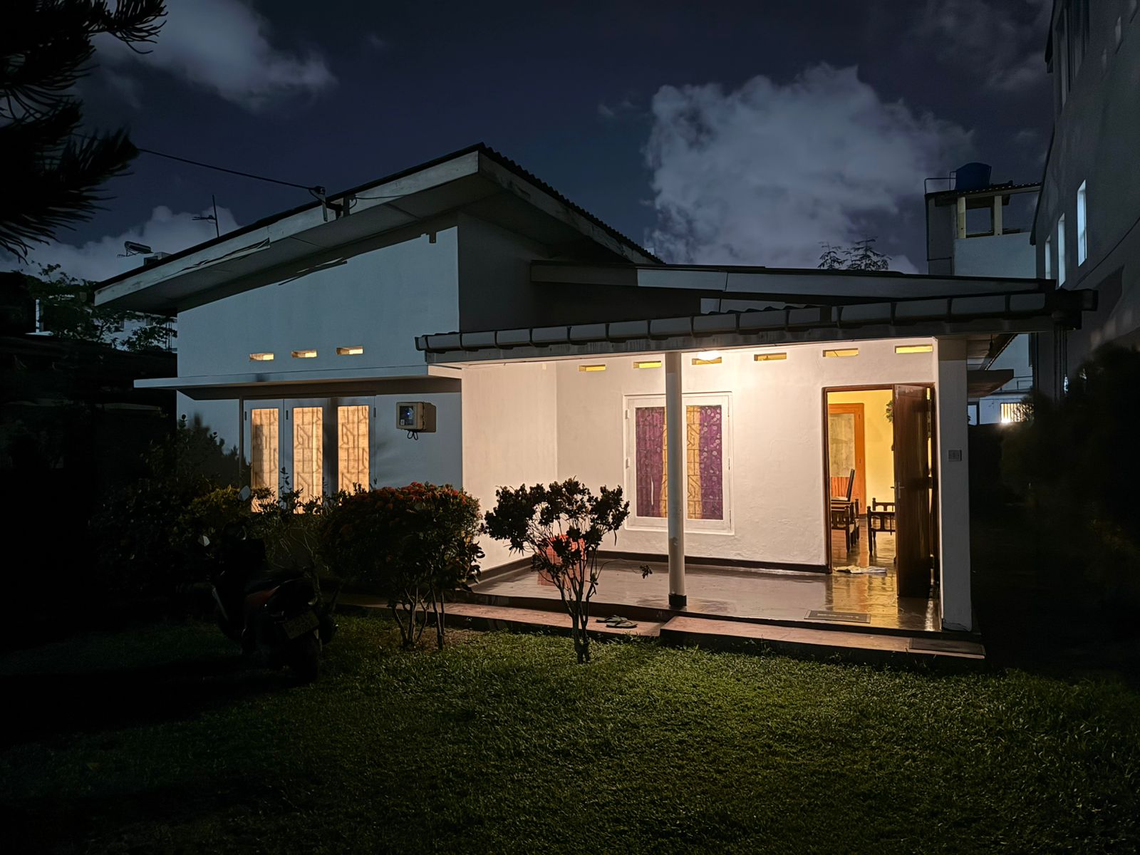 ads-image-1