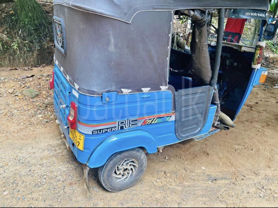Bajaj 4 stroke 2012 - பயன்படுத்தப்பட்டது முச்சக்கர வண்டி sale in Sri Lanka - patpat.lk