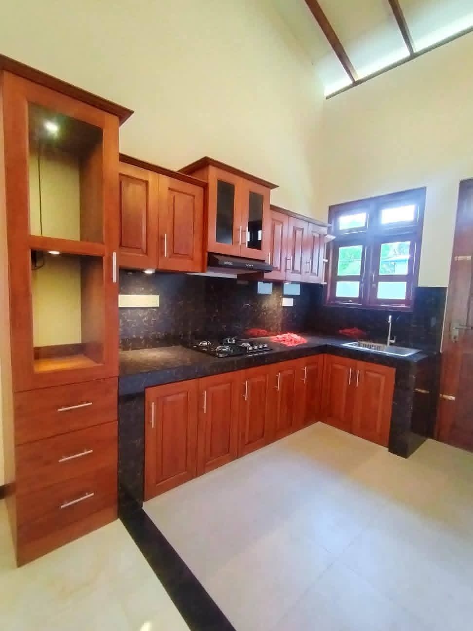 House for Sale in Kiriwattuduwa