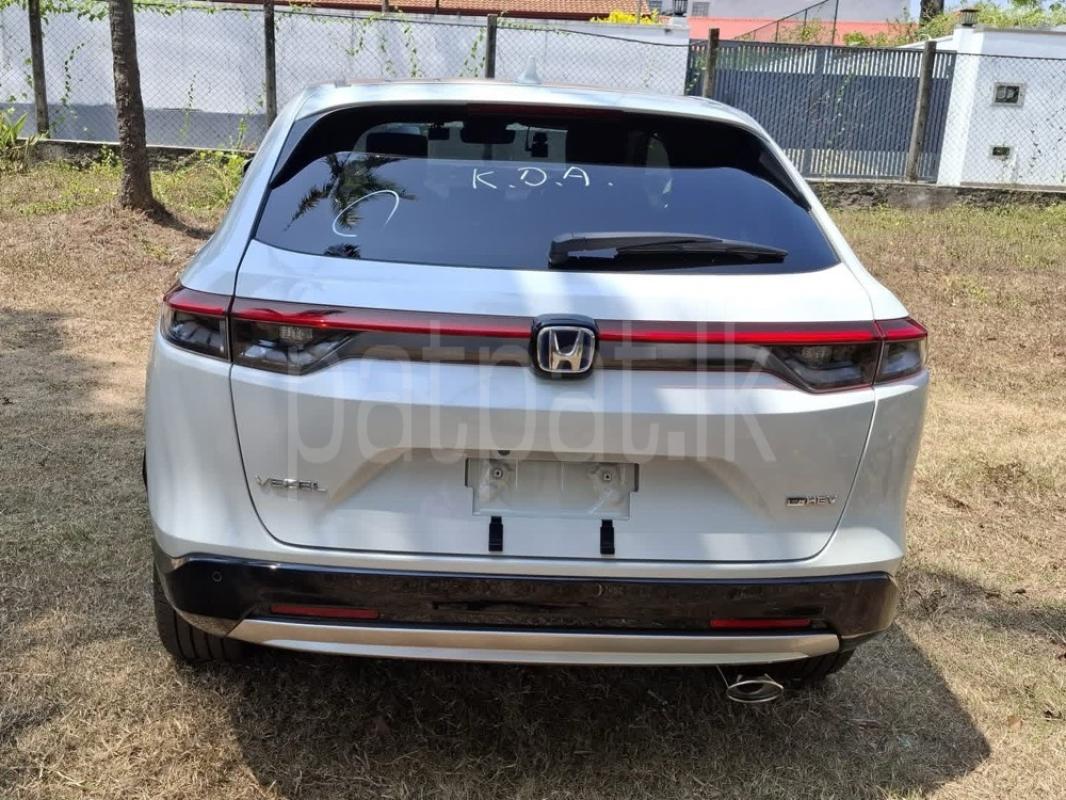 Advertisement image 3