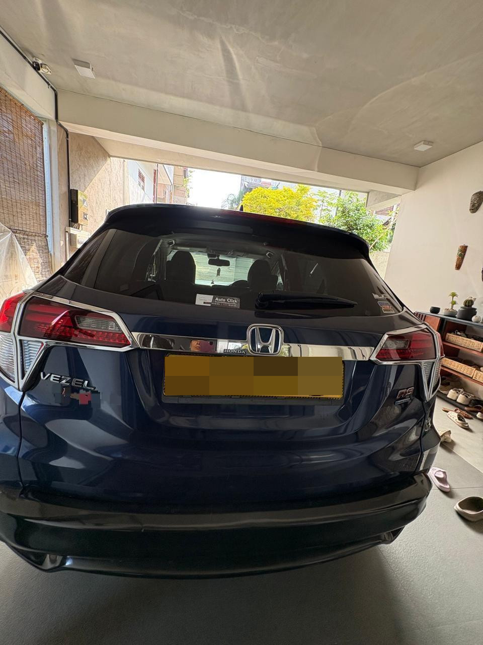 Honda Vezel 2017 - Used SUV sale in Sri Lanka - patpat.lk