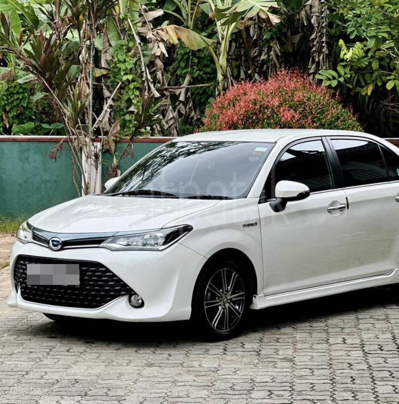 Toyota Axio 2017 - Used Car sale in Sri Lanka - patpat.lk