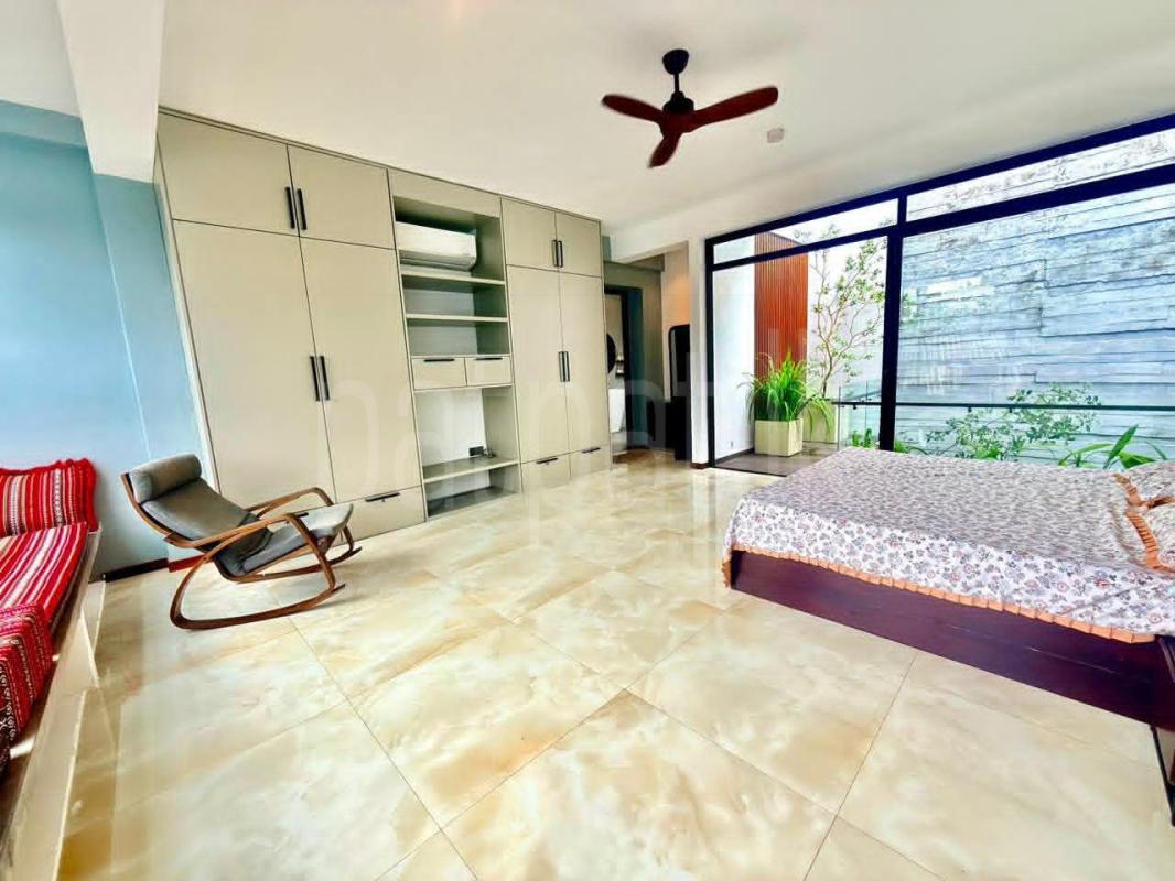 House for Sale in Talawatugoda