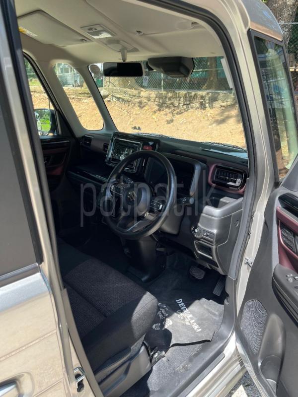 Advertisement image 5