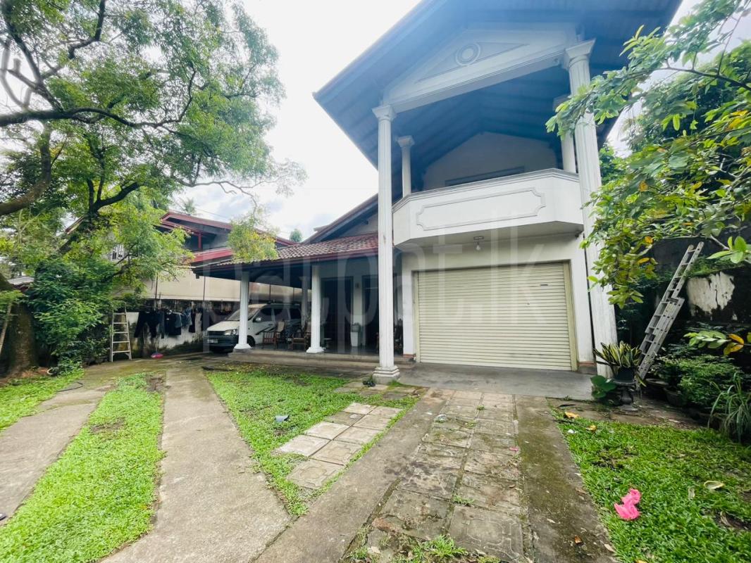 House for Sale in Makola