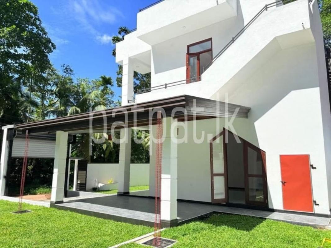 Advertisement image 1