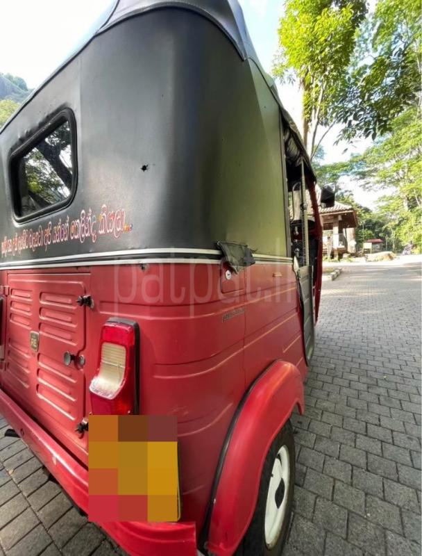 Bajaj Three Wheel 2014 - பயன்படுத்தப்பட்டது முச்சக்கர வண்டி sale in Sri Lanka - patpat.lk