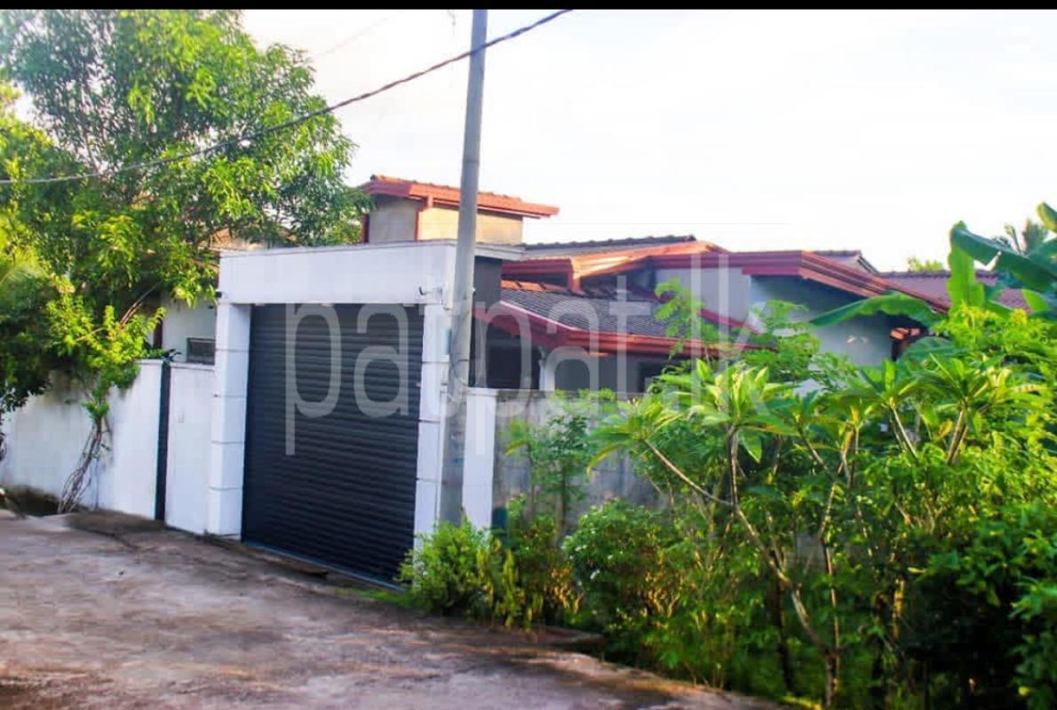 House for Sale in Hokandara