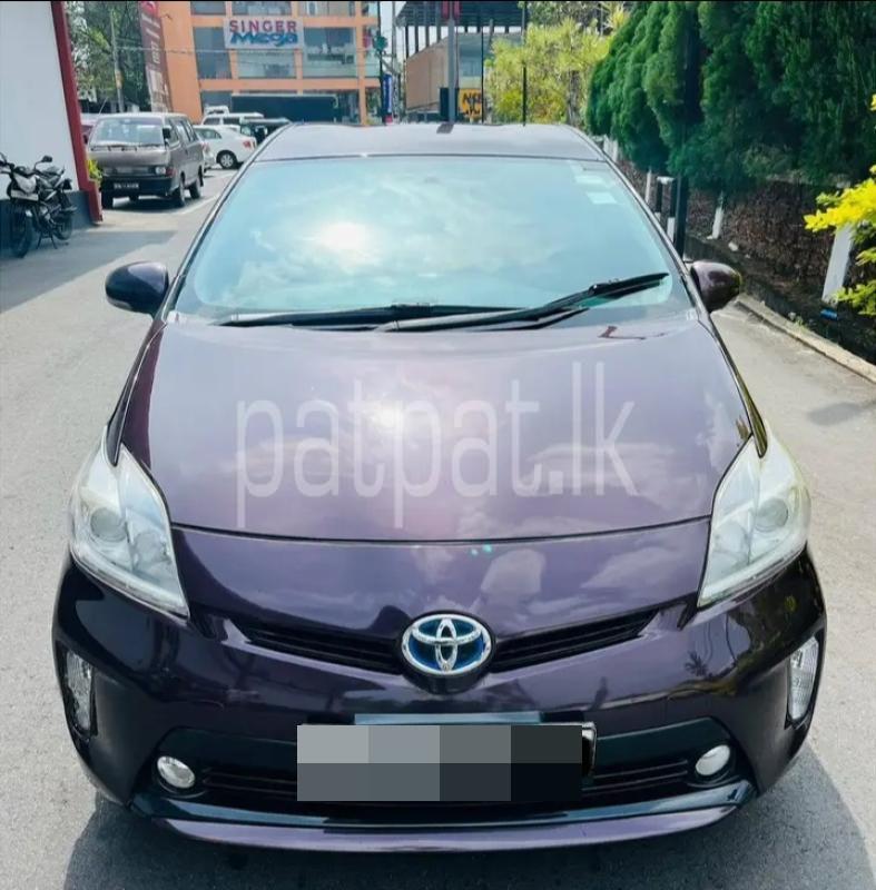 Toyota Prius 2013 - பயன்படுத்தப்பட்டது கார் sale in Sri Lanka - patpat.lk
