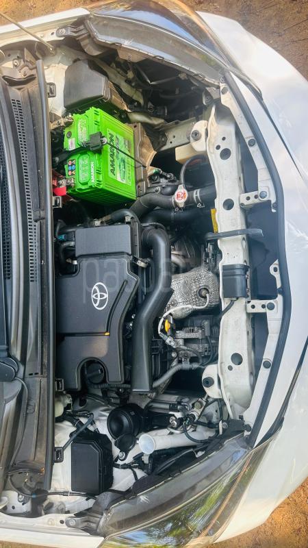 Toyota Vitz 2016 - பயன்படுத்தப்பட்டது கார் sale in Sri Lanka - patpat.lk