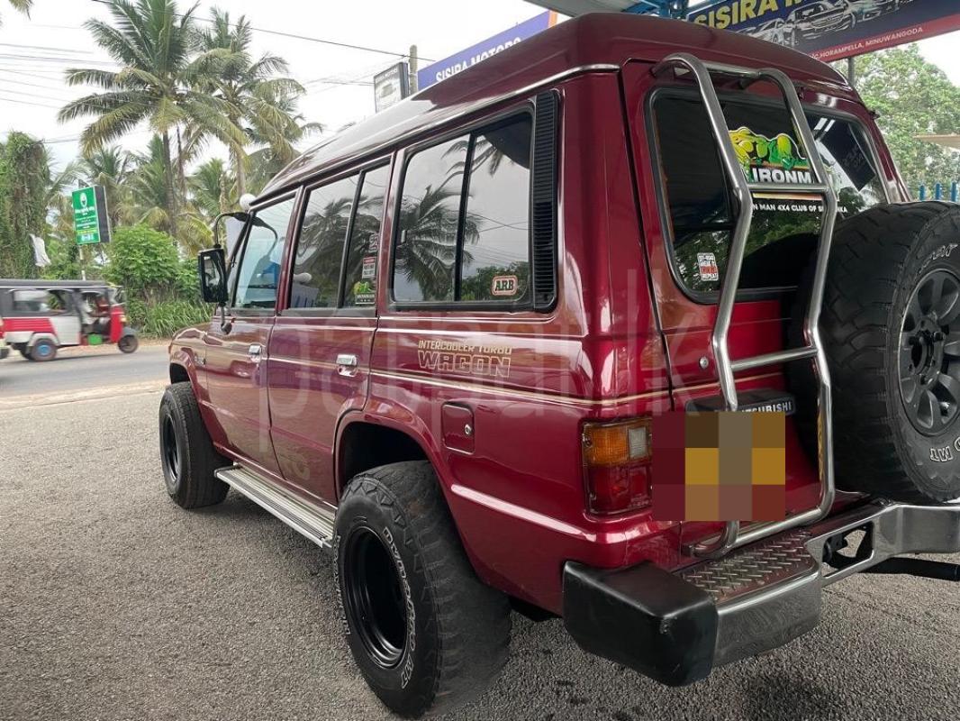 Mitsubishi Pajero 1984 - Used SUV sale in Sri Lanka - patpat.lk