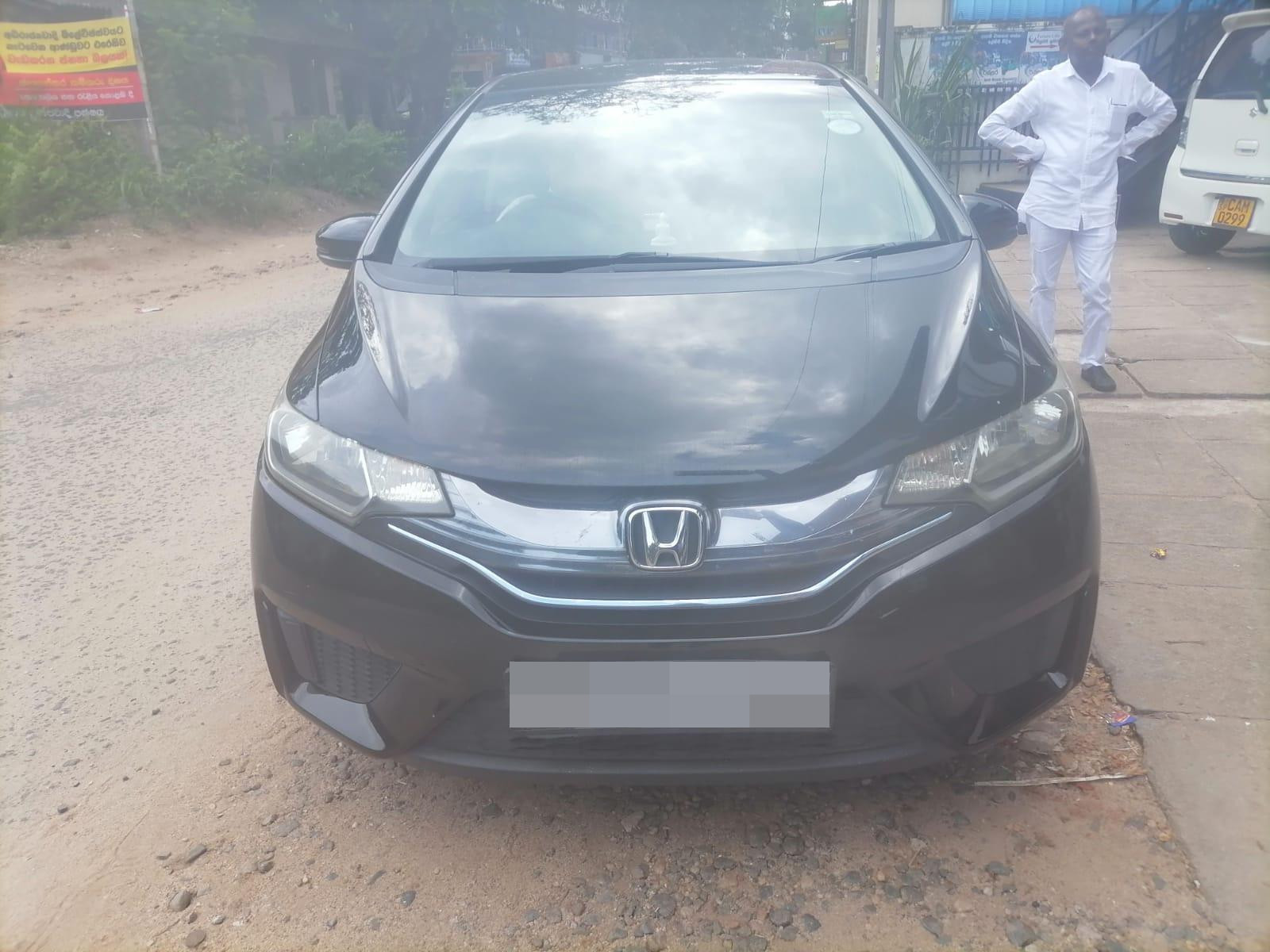 Honda Fit 2014 - பயன்படுத்தப்பட்டது கார் sale in Sri Lanka - patpat.lk