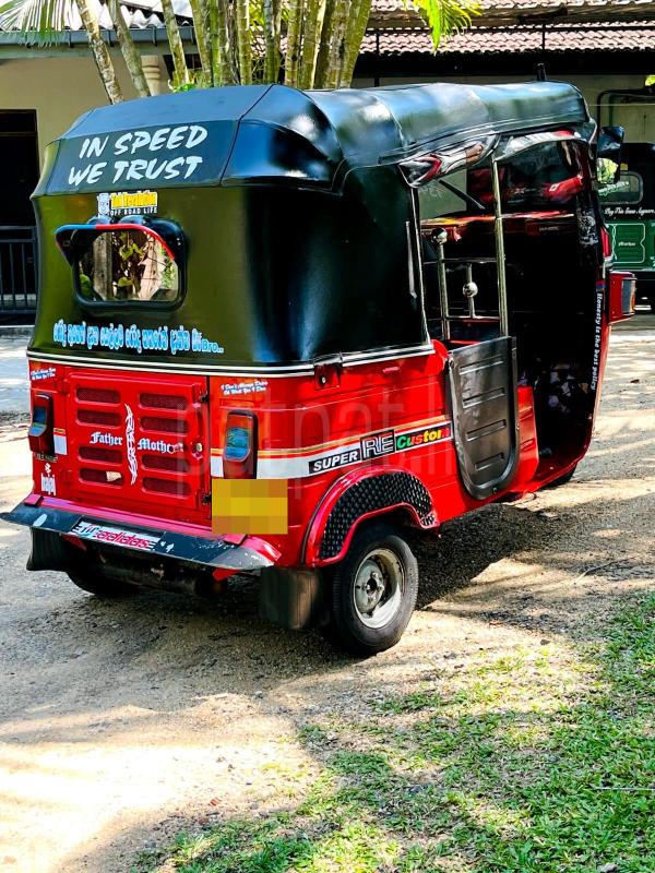 Bajaj Three Wheel 2011 - பயன்படுத்தப்பட்டது முச்சக்கர வண்டி sale in Sri Lanka - patpat.lk