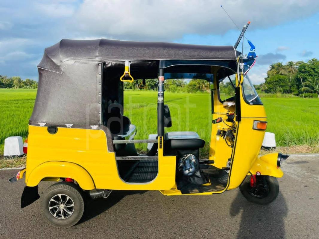 Bajaj 2 stroke 2007 - பயன்படுத்தப்பட்டது முச்சக்கர வண்டி sale in Sri Lanka - patpat.lk