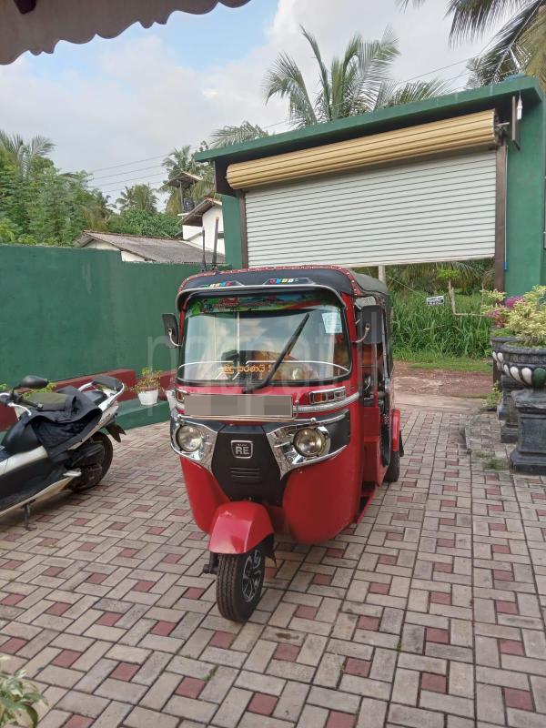 Bajaj 4 stroke 2016 - பயன்படுத்தப்பட்டது முச்சக்கர வண்டி sale in Sri Lanka - patpat.lk
