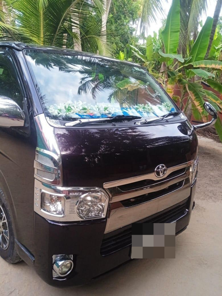 Toyota Hiace 2015 - Used Van sale in Sri Lanka - patpat.lk