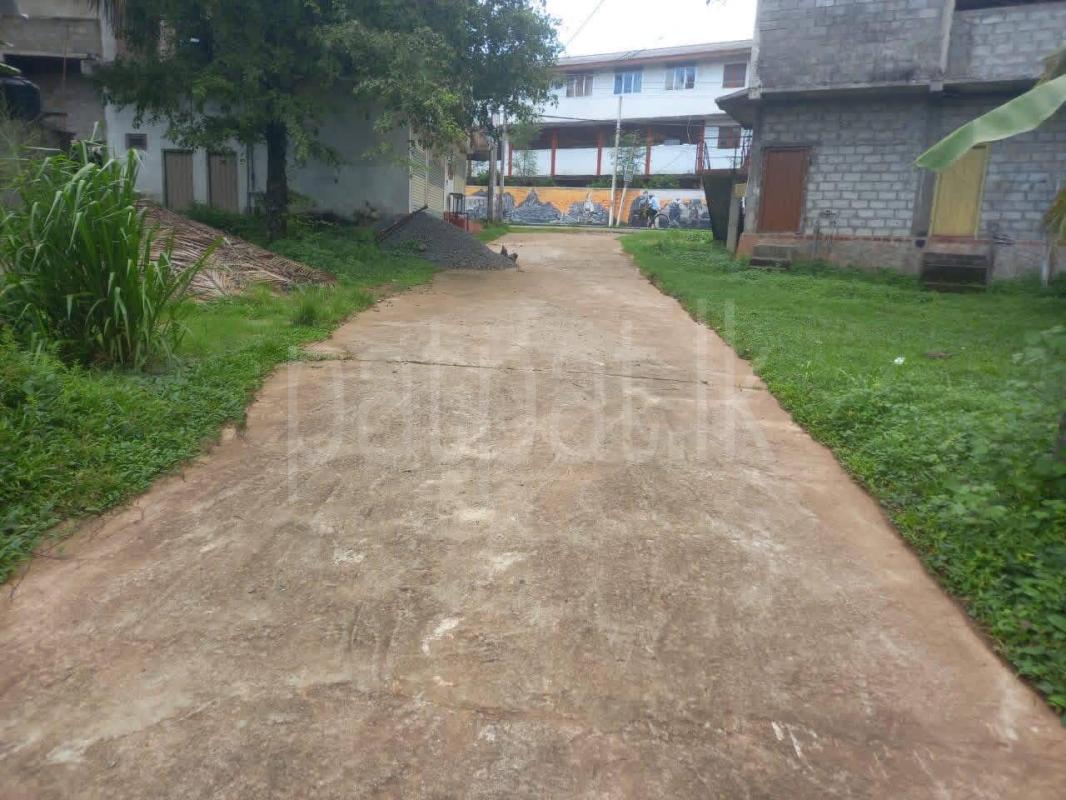 Residential Land for Sale in Kirillawala ads-image-1
