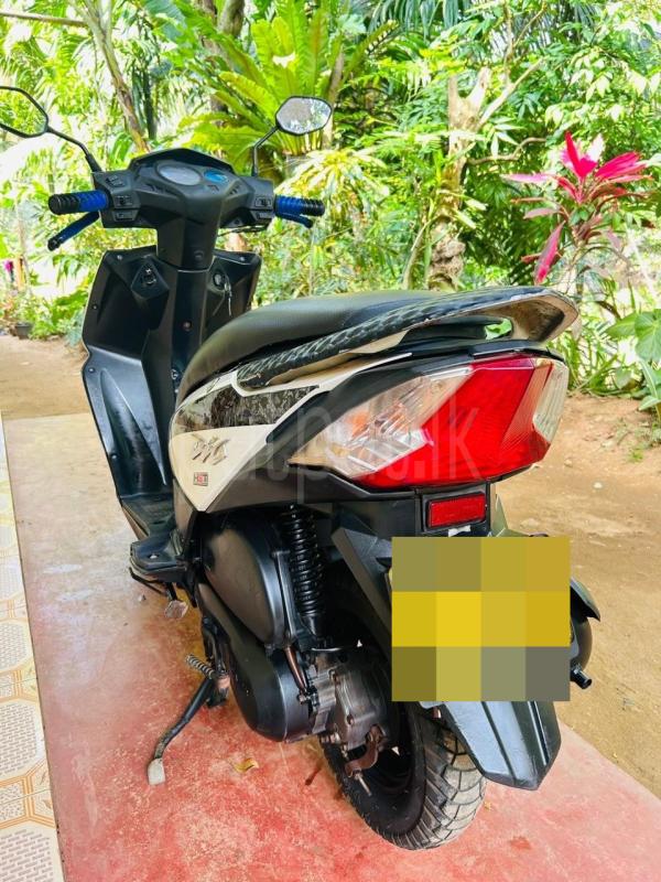 Advertisement image 5