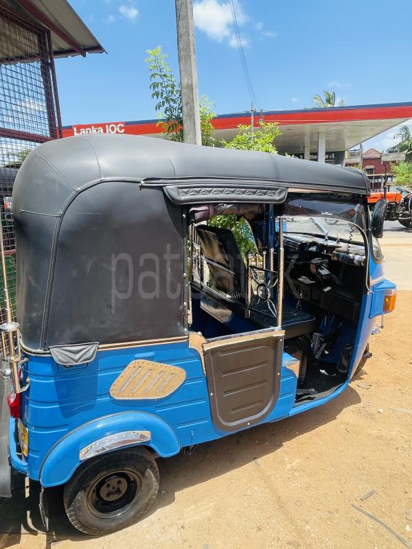 Bajaj 4 stroke 2012 - பயன்படுத்தப்பட்டது முச்சக்கர வண்டி sale in Sri Lanka - patpat.lk
