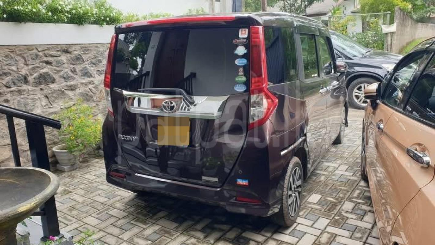 Toyota Roomy 2017 - பயன்படுத்தப்பட்டது வேன் sale in Sri Lanka - patpat.lk
