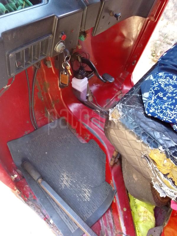 Bajaj 4 stroke 2013 - Used Three wheeler sale in Sri Lanka - patpat.lk