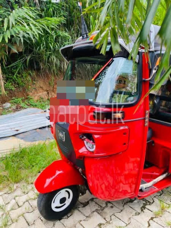 Bajaj Three Wheel 2015 - பயன்படுத்தப்பட்டது முச்சக்கர வண்டி sale in Sri Lanka - patpat.lk