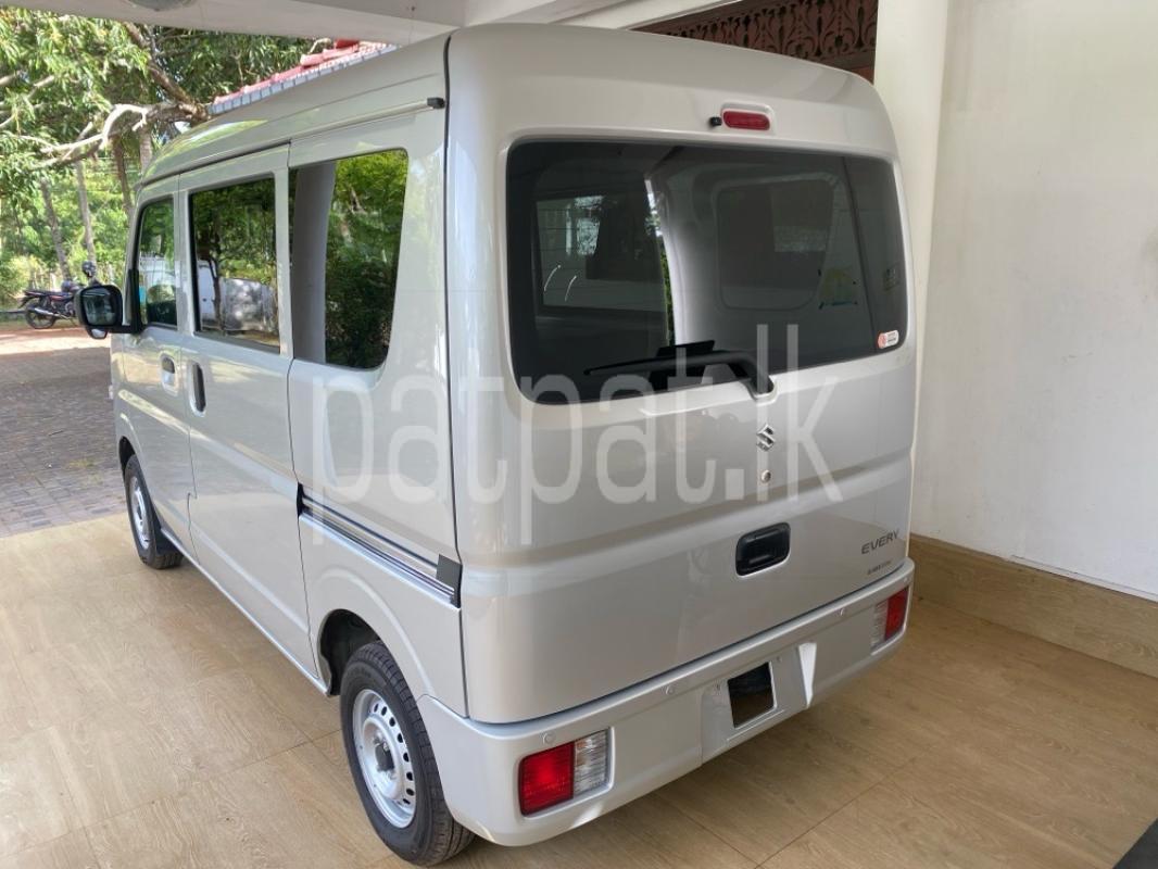 Advertisement image 3