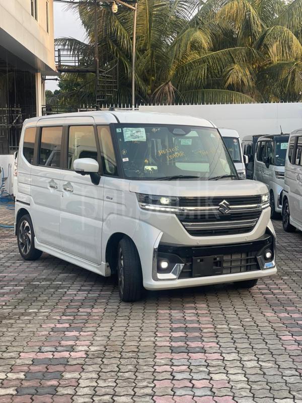 Advertisement image 1