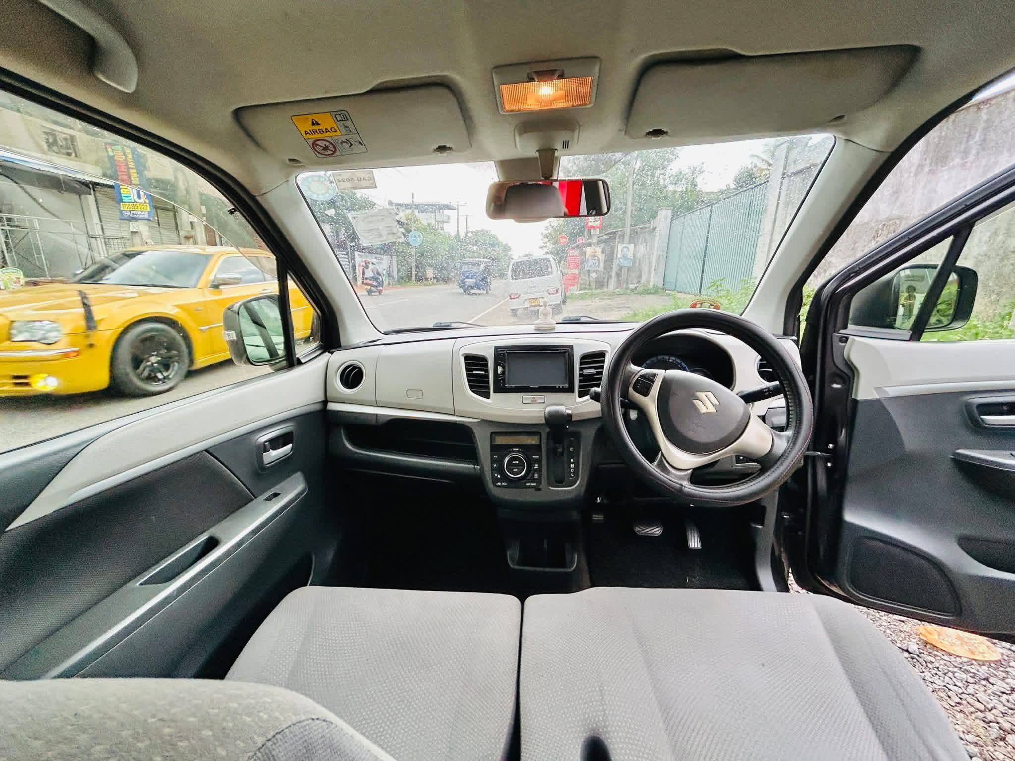 Suzuki Wagon R 2014 - பயன்படுத்தப்பட்டது கார் sale in Sri Lanka - patpat.lk