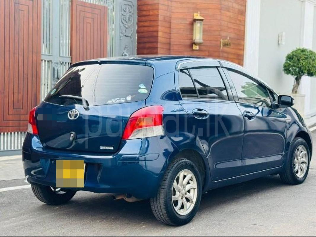 Toyota Vitz 2007 - பயன்படுத்தப்பட்டது கார் sale in Sri Lanka - patpat.lk