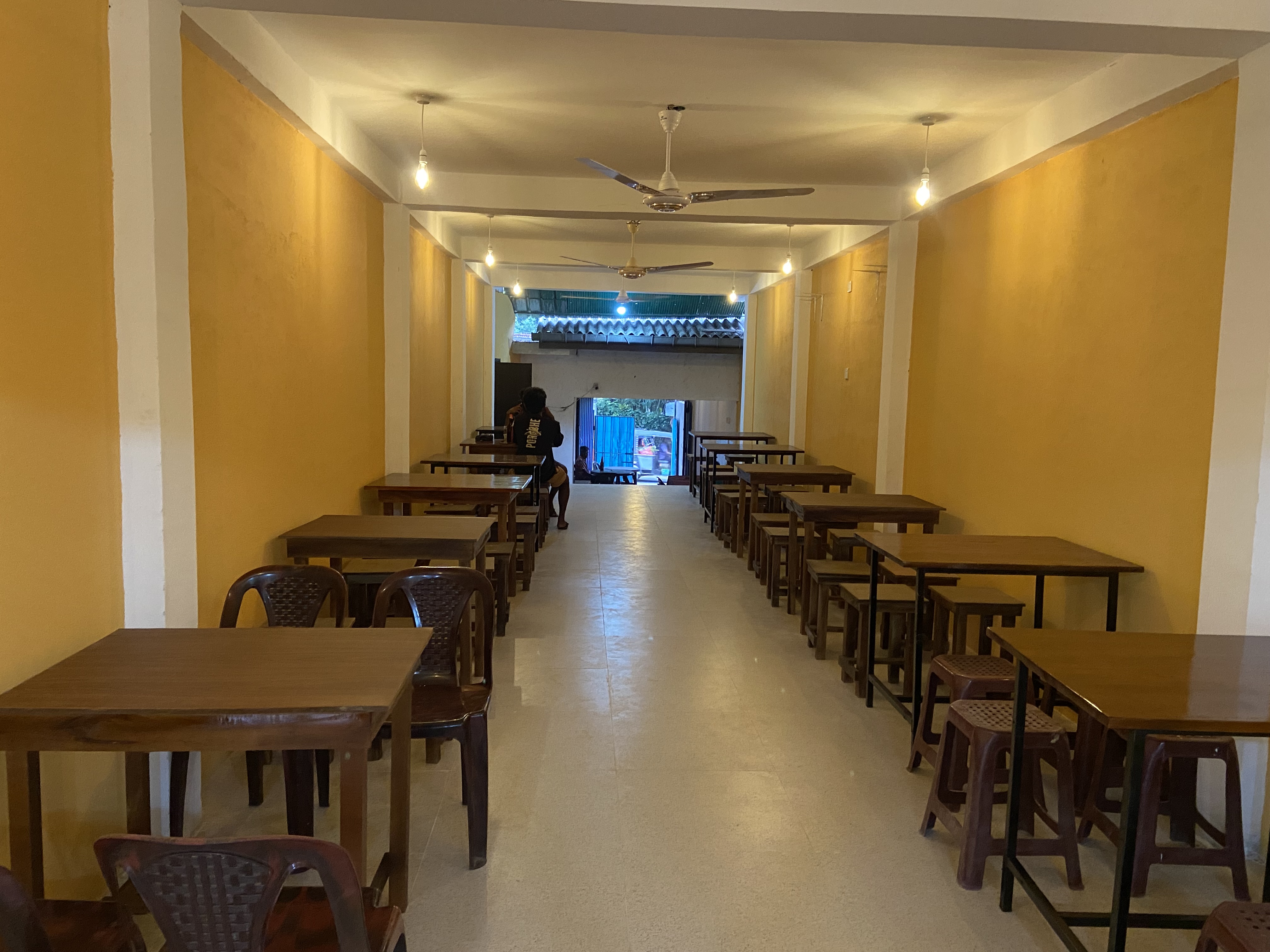 Restaurant for Rent in Godakawela