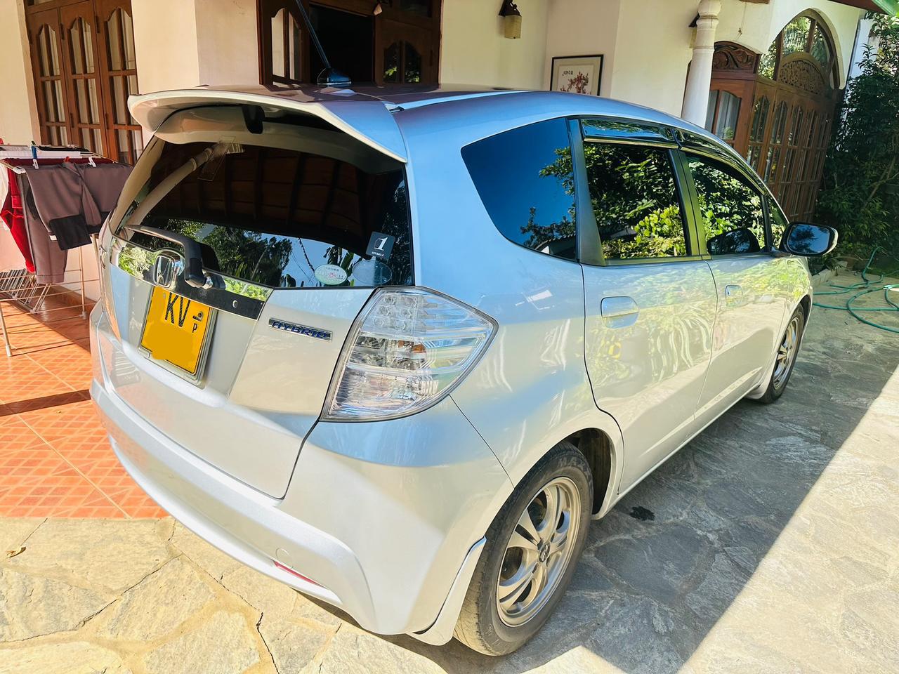 Honda Fit 2012 - பயன்படுத்தப்பட்டது கார் sale in Sri Lanka - patpat.lk