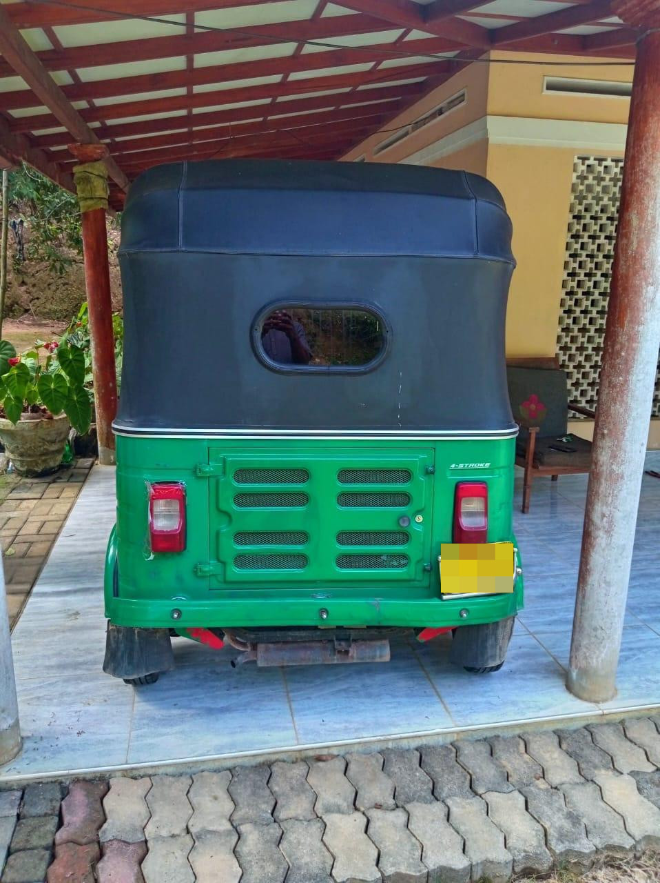 Bajaj Three Wheel 2015 - Used Three wheeler sale in Sri Lanka - patpat.lk