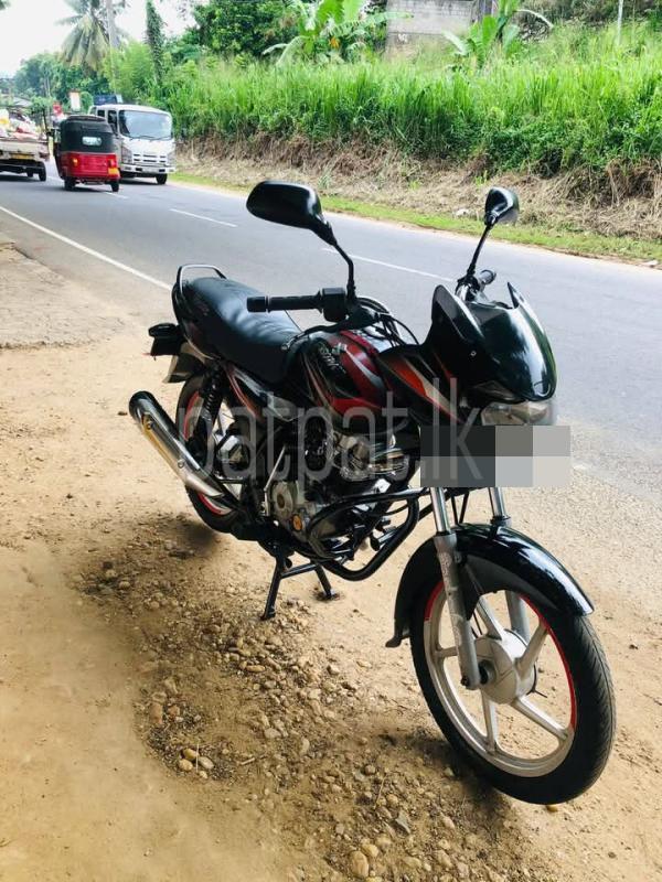 Bajaj Discover 2015 - பயன்படுத்தப்பட்டது பைக் sale in Sri Lanka - patpat.lk