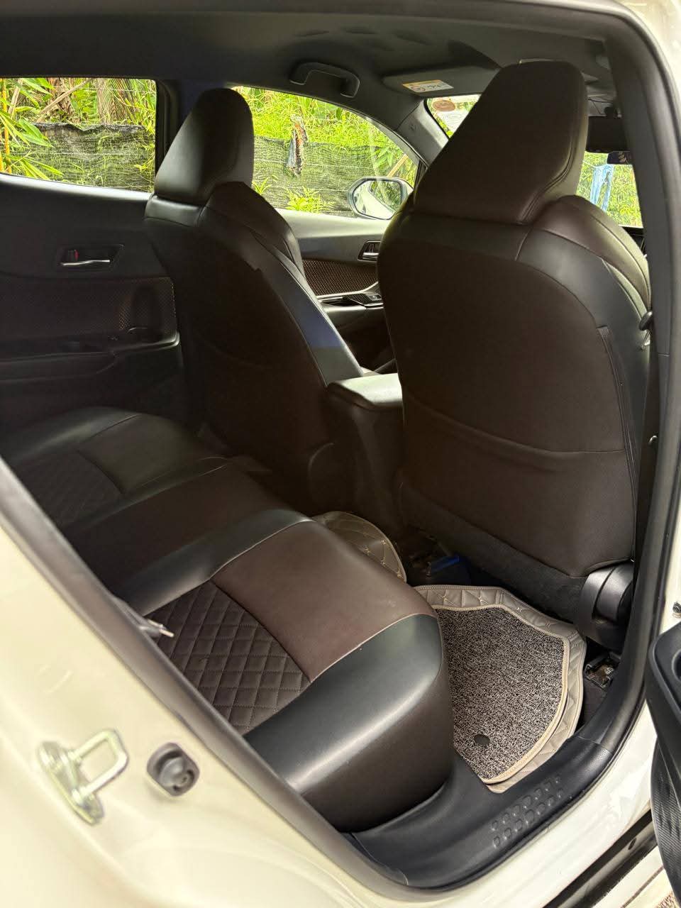 Toyota CHR 2018 - பயன்படுத்தப்பட்டது SUV sale in Sri Lanka - patpat.lk