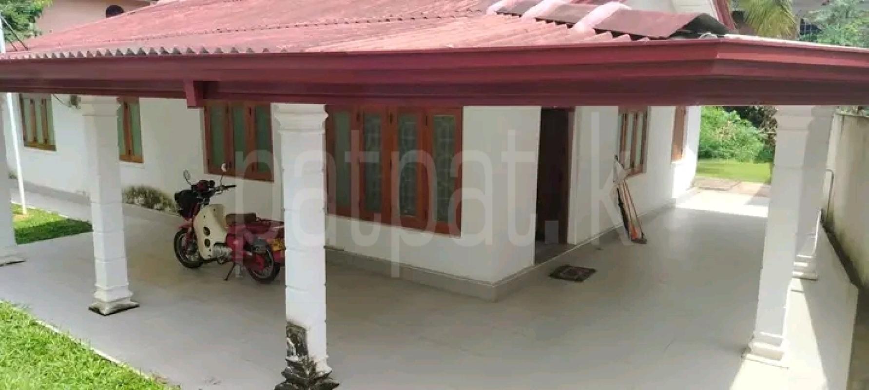 House for Sale in Mirigama