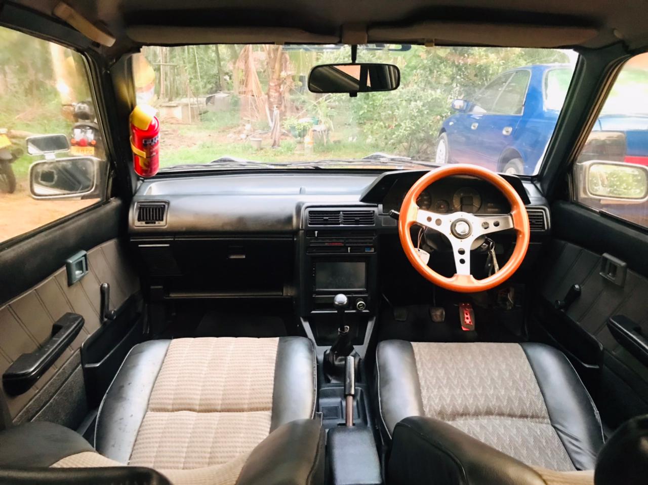 Toyota Corolla 1987 - பயன்படுத்தப்பட்டது கார் sale in Sri Lanka - patpat.lk