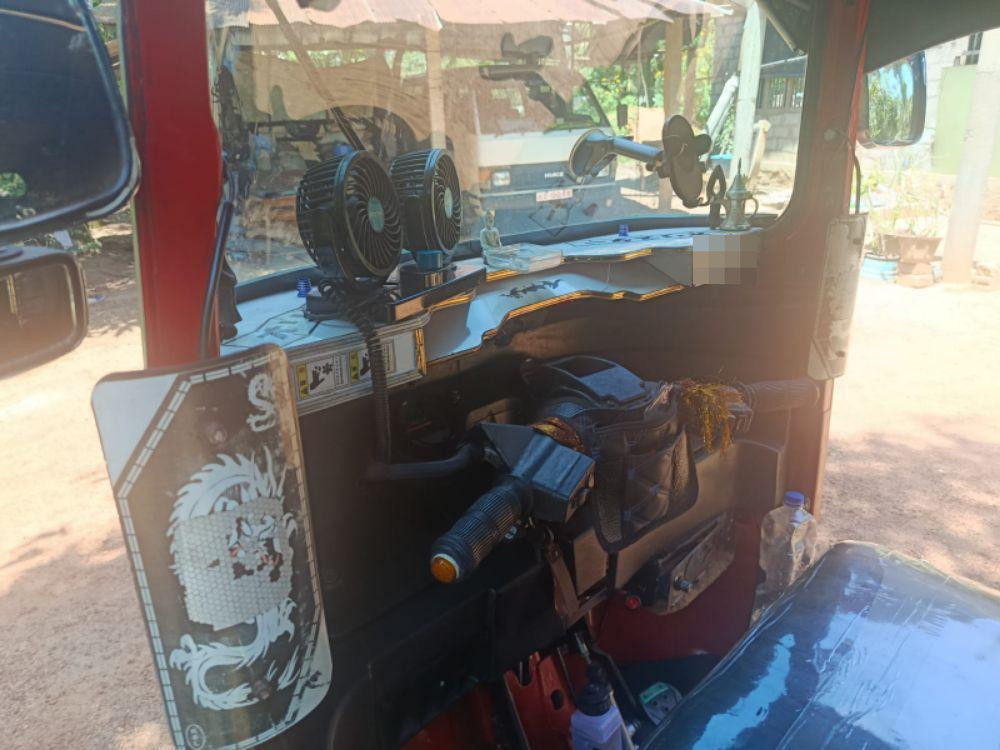 Bajaj Three Wheel 2018 - Used Three wheeler sale in Sri Lanka - patpat.lk