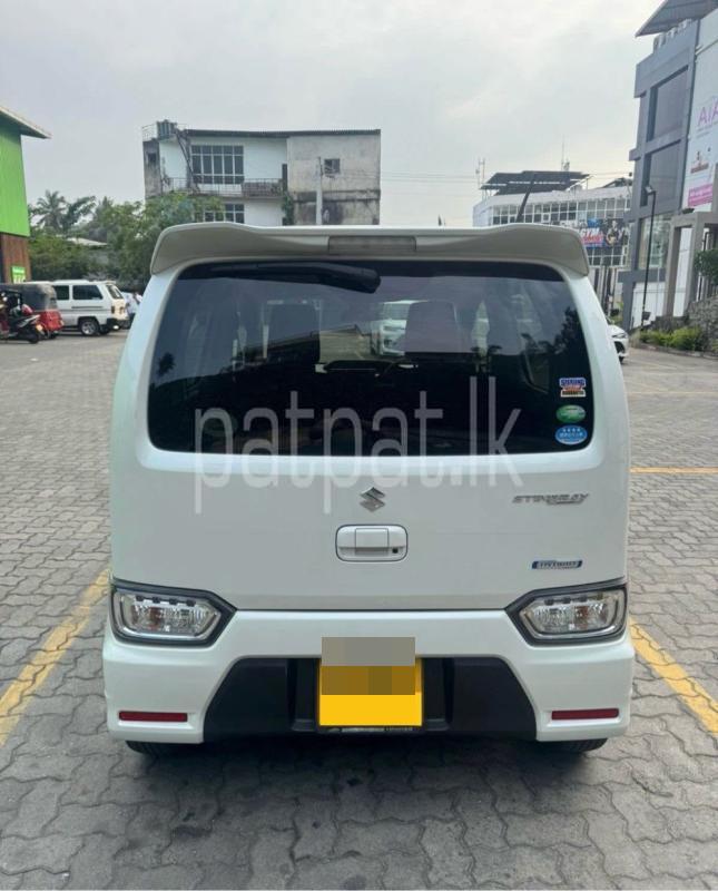 Advertisement image 6