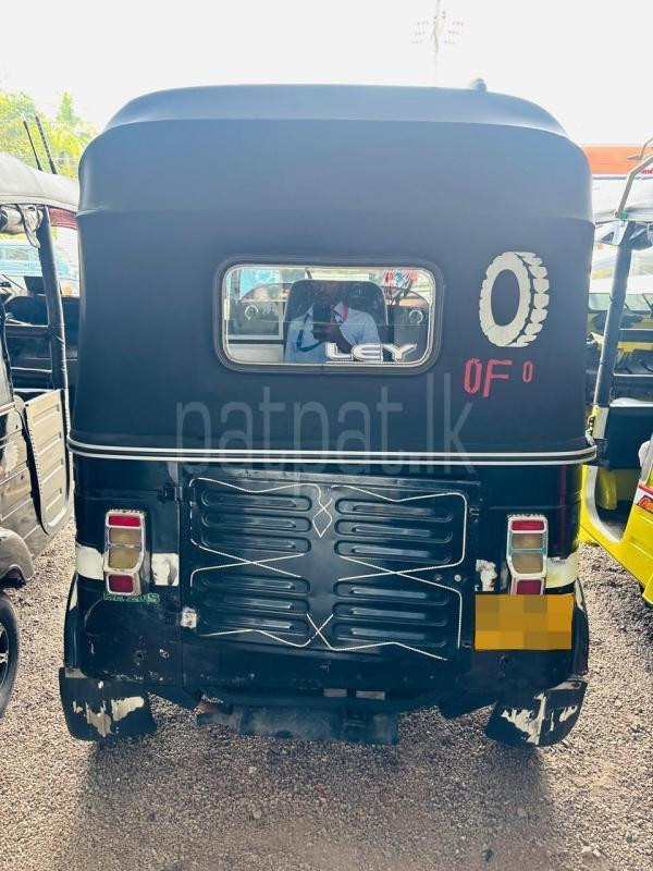 Bajaj Three Wheel 2011 - பயன்படுத்தப்பட்டது முச்சக்கர வண்டி sale in Sri Lanka - patpat.lk