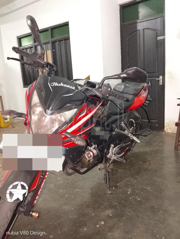 Bajaj Pulsar 2016 - Used Bike sale in Sri Lanka - patpat.lk